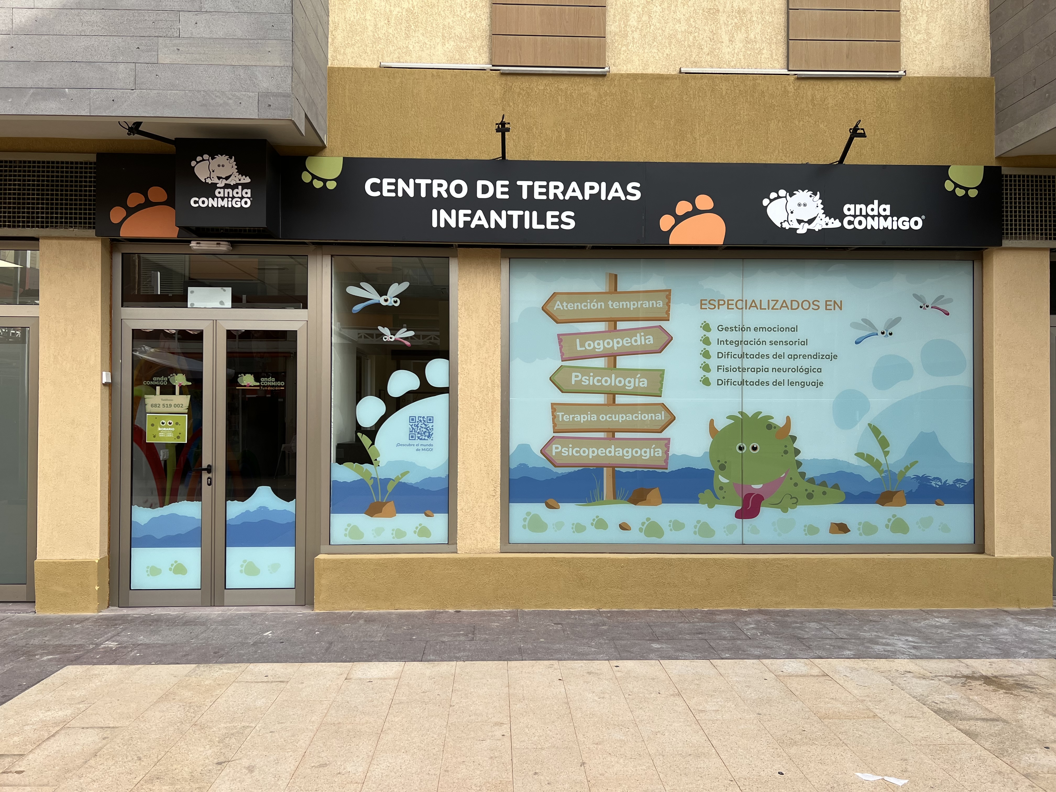 Fachada del centro anda CONMiGO Alcalá Tenerife
