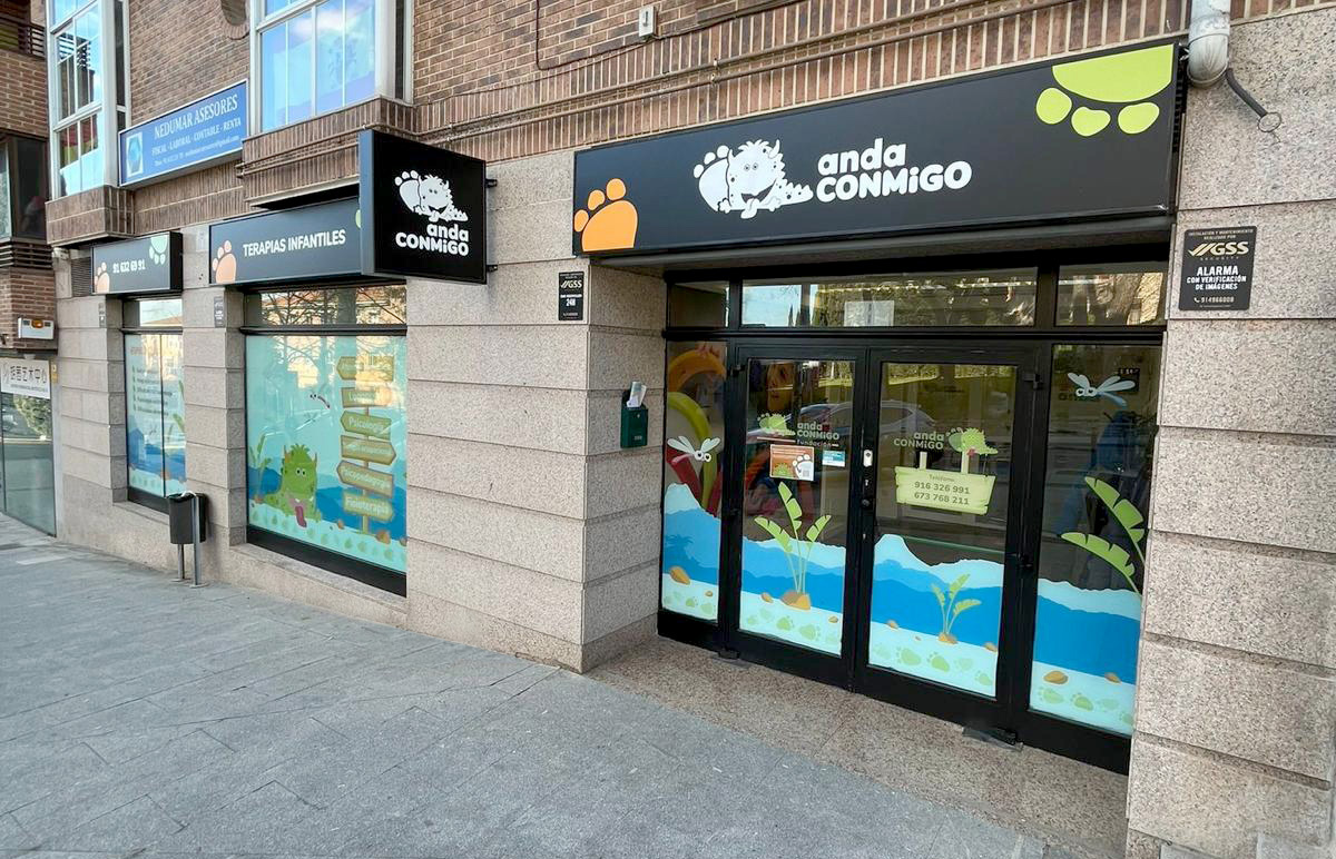 Fachada del centro anda CONMiGO Teens Boadilla