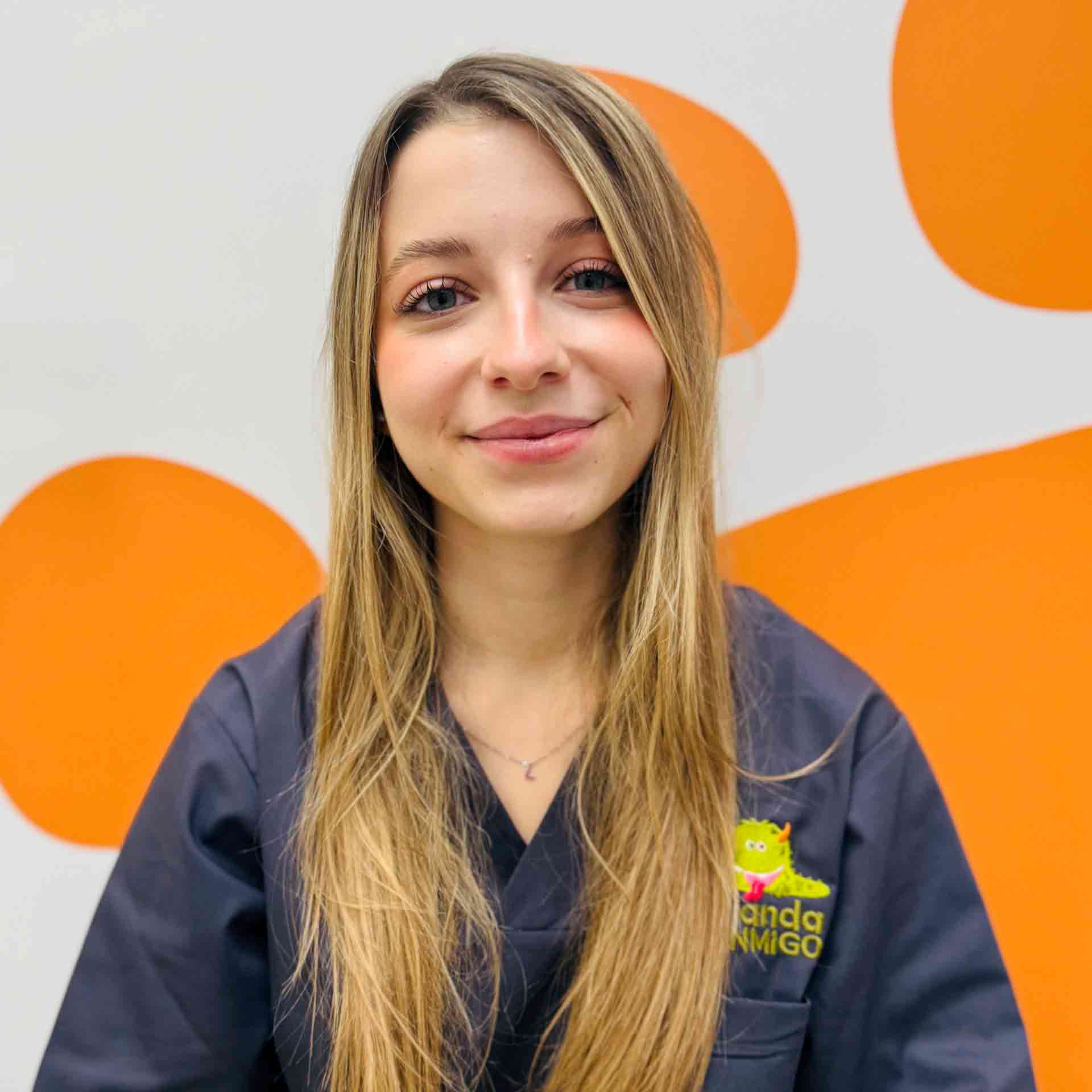 Laura, terapeuta ocupacional del centro Carabanchel Aviación