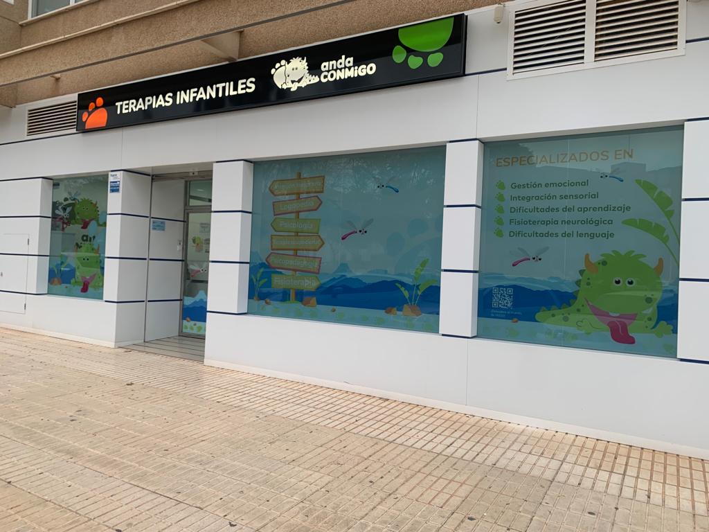 Fachada del centro anda CONMiGO Cartagena