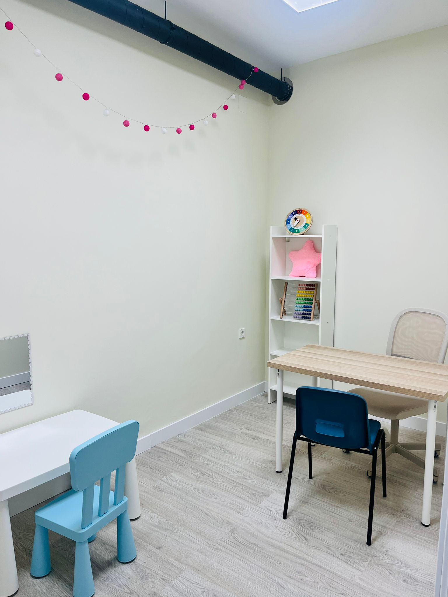 Sala de terapia del centro anda CONMiGO Chiclana