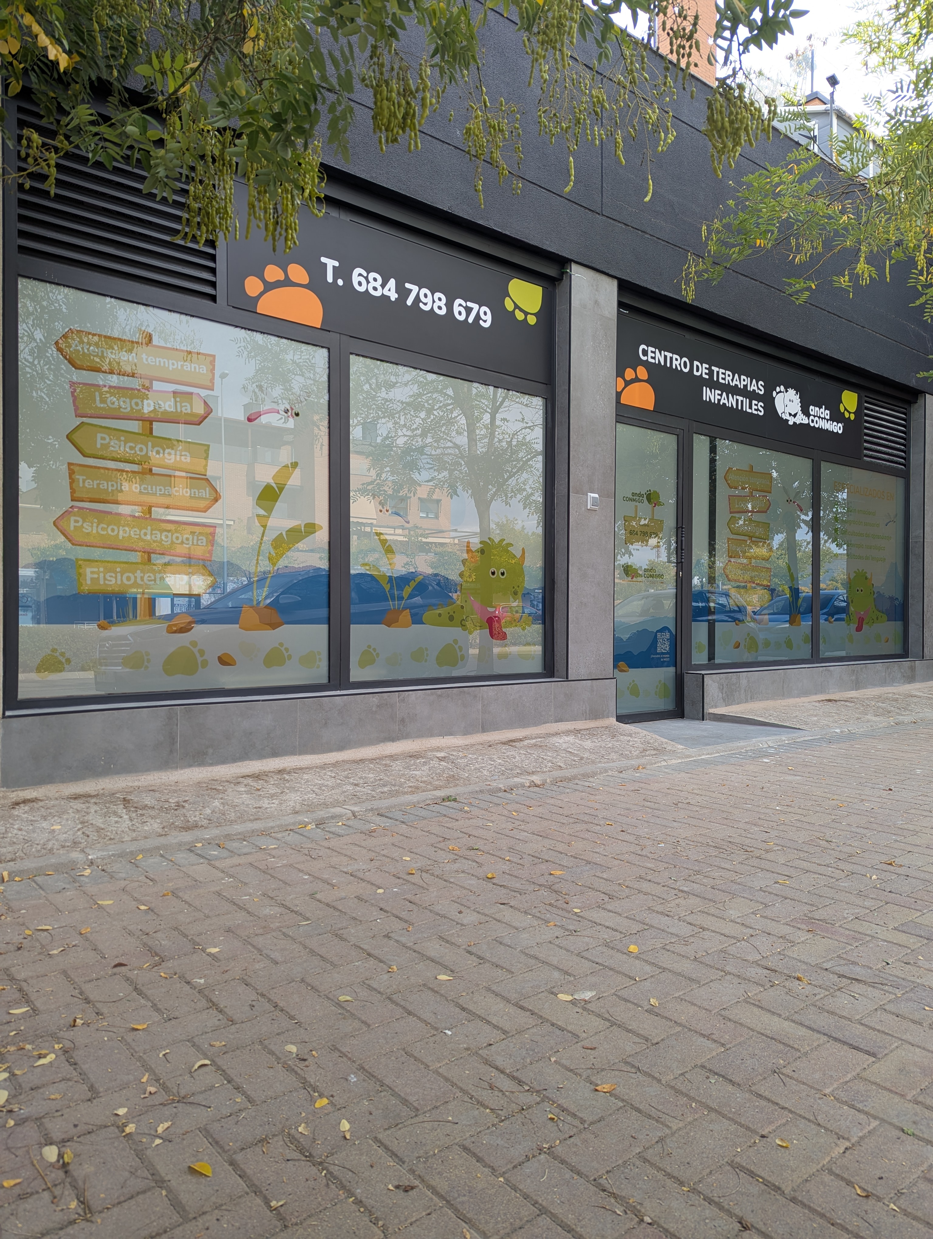 Fachada del centro anda CONMiGO Colmenar Viejo 