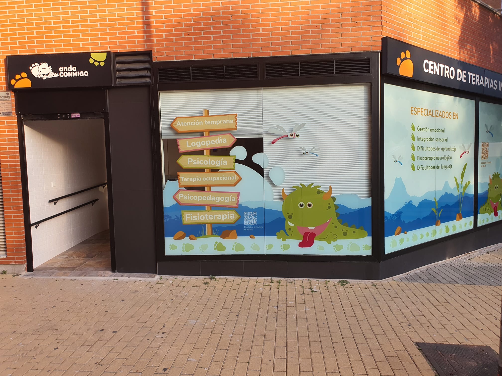 Fachada del centro anda CONMiGO Getafe