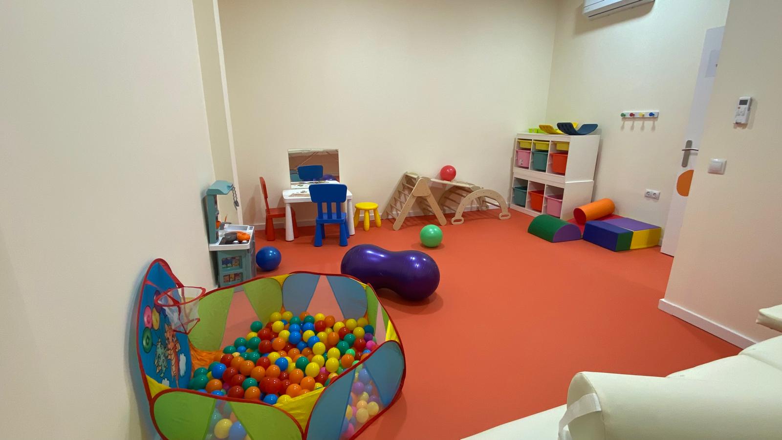 Sala de terapia ocupacional del centro anda CONMiGO Illescas