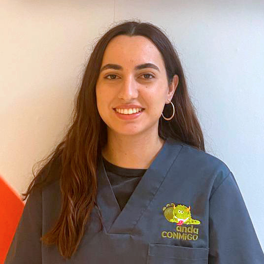 Isabel, terapeuta ocupacional del centro Osuna