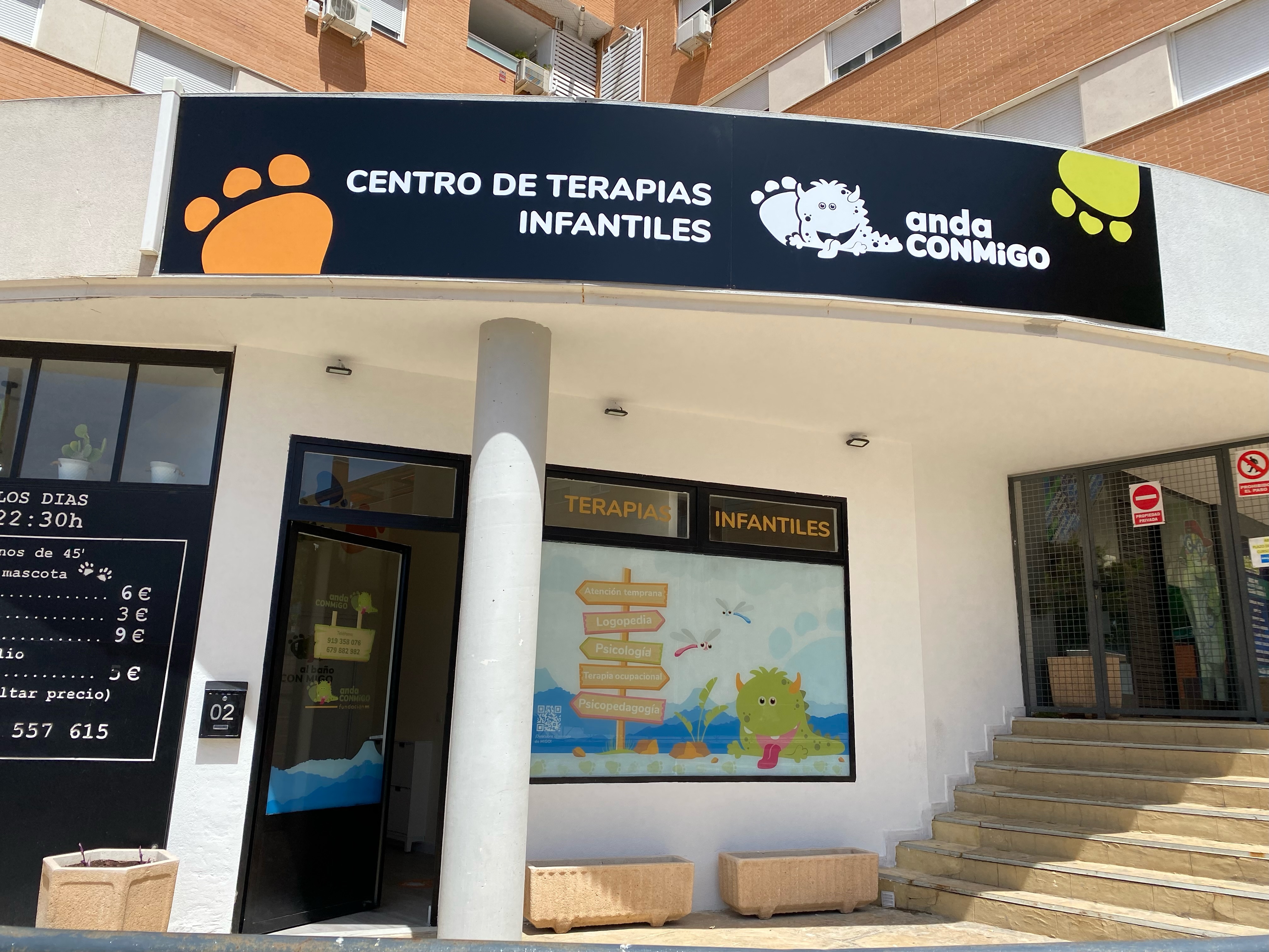 Fachada del centro anda CONMiGO Rivas Vaciamadrid