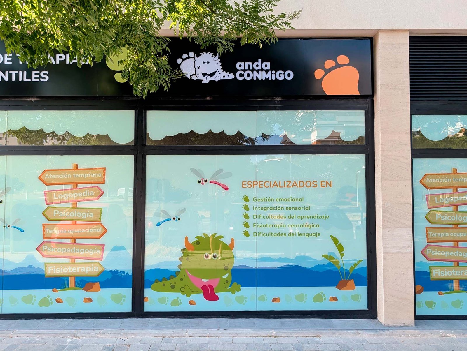 Fachada del centro anda CONMiGO Valdebebas